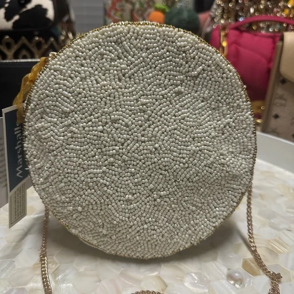 NWT Viral Marshall Pink Beaded Donut Crossbody Bag So Unique! - Picture 5 of 7